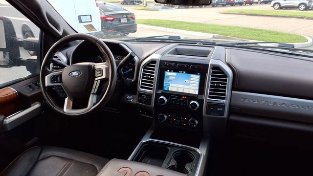 2017 Ford Super Duty F-250 SRW Lariat