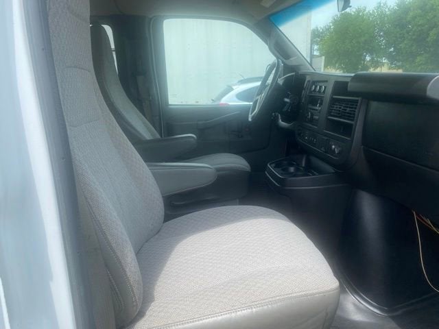 2016 Chevrolet Express Passenger 3500 LT
