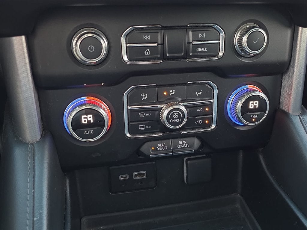 2022 GMC Yukon SLE