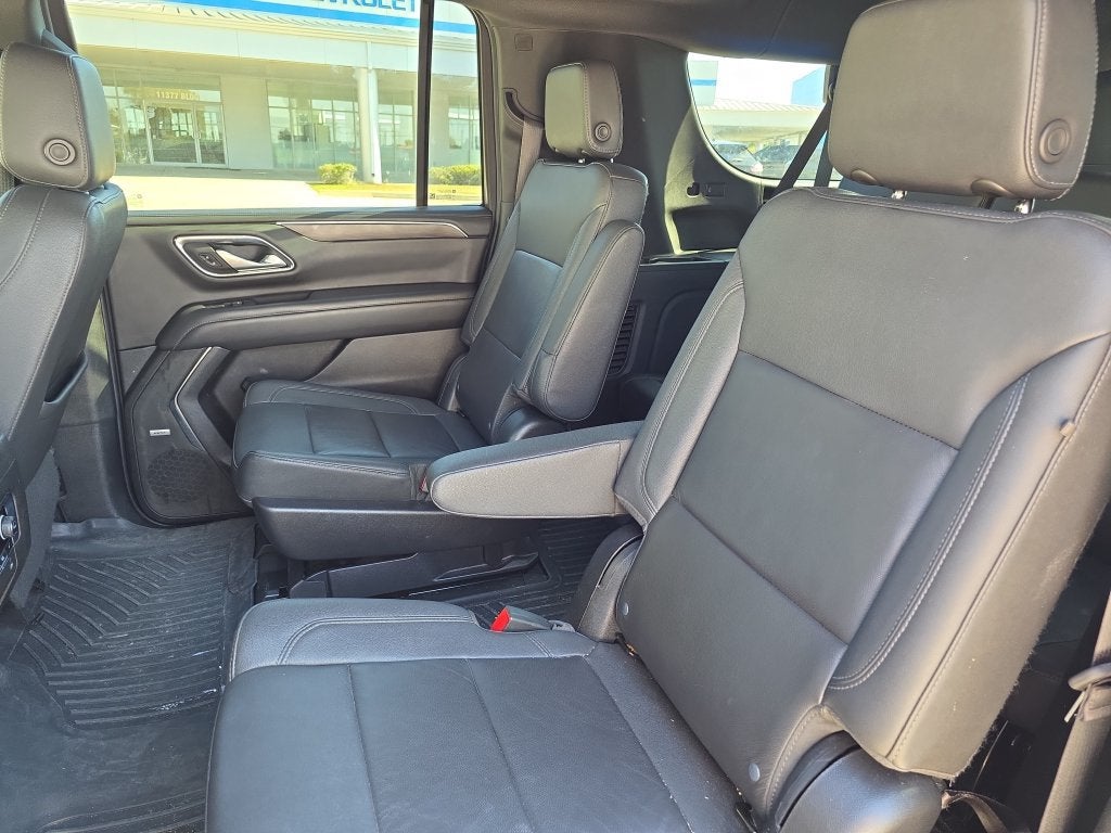 2022 Chevrolet Suburban LT