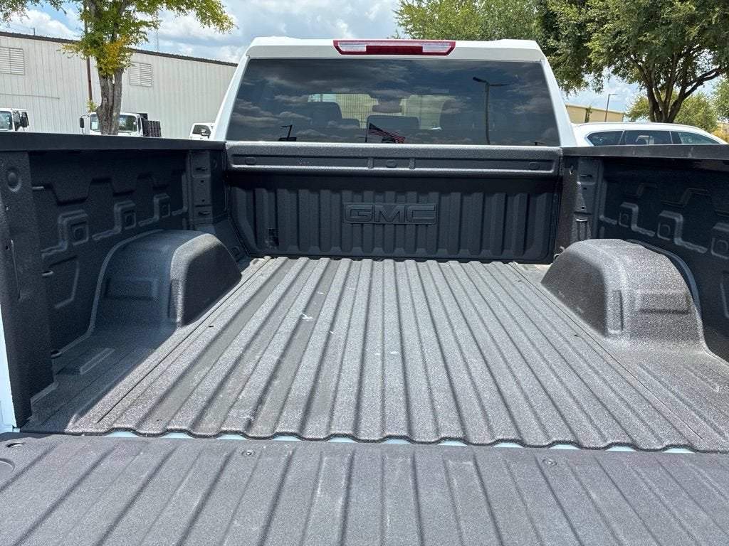 2025 GMC Sierra 1500 SLE