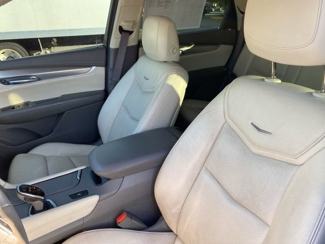 2018 Cadillac XT5 Luxury FWD