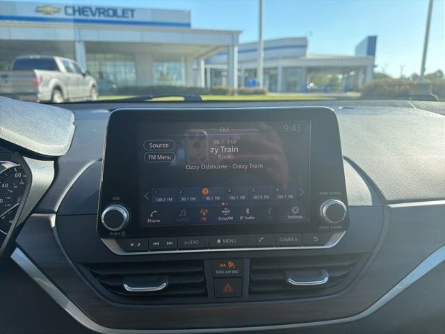 2024 Nissan Altima 2.5 SV