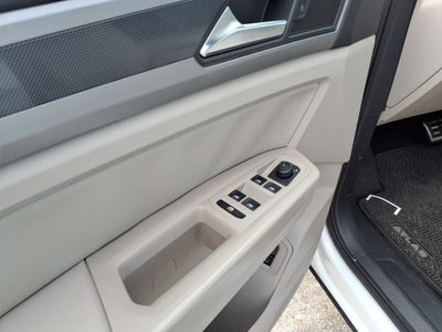 2021 Volkswagen Atlas 3.6L V6 SE w/Technology R-Line