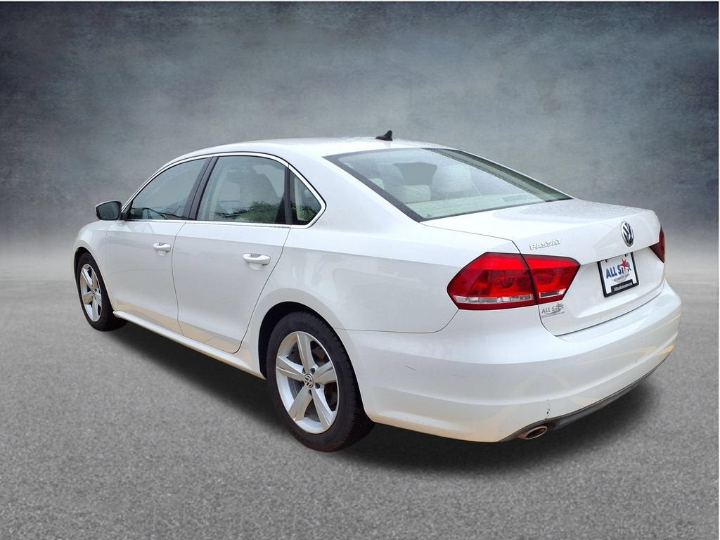 2013 Volkswagen Passat SE