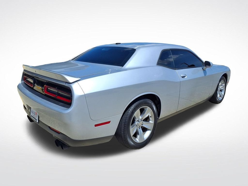 2021 Dodge Challenger SXT