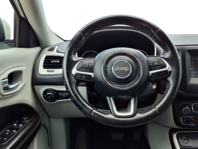 2019 Jeep Compass Latitude w/Sun/Wheel Pkg