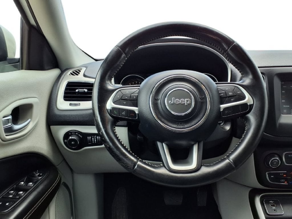 2019 Jeep Compass Latitude w/Sun/Wheel Pkg
