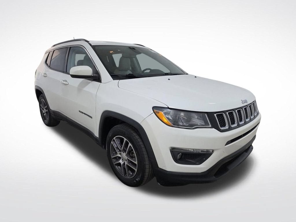 2019 Jeep Compass Latitude w/Sun/Wheel Pkg