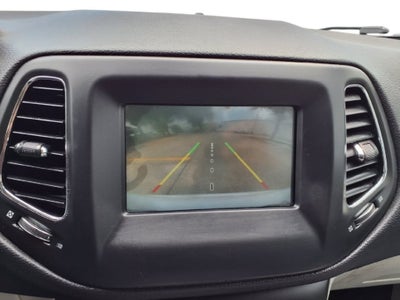 2019 Jeep Compass Latitude w/Sun/Wheel Pkg