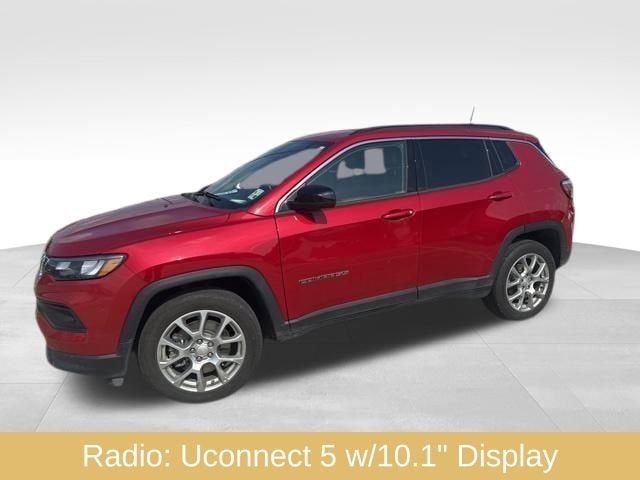2024 Jeep Compass Latitude Lux