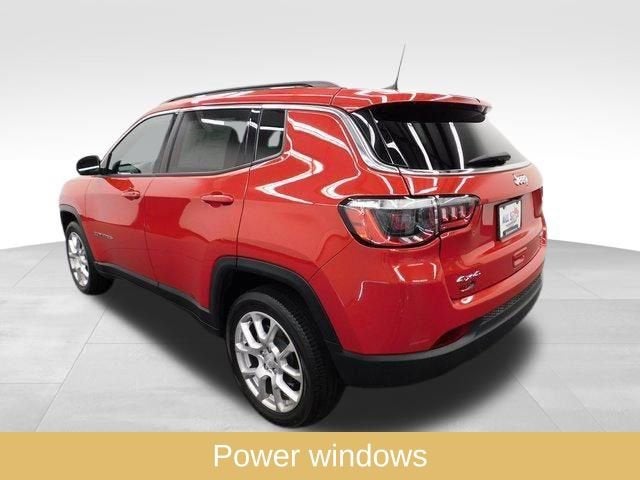 2023 Jeep Compass Latitude Lux