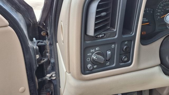 2005 Chevrolet Avalanche LS