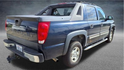 2005 Chevrolet Avalanche LS