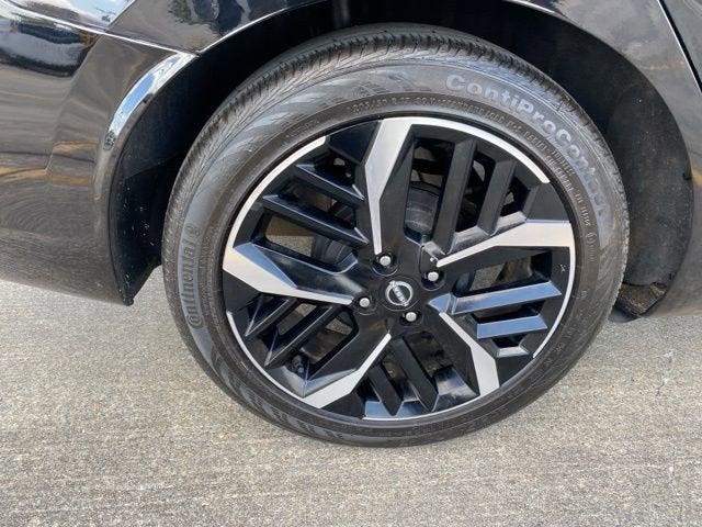 2024 Nissan Versa SR