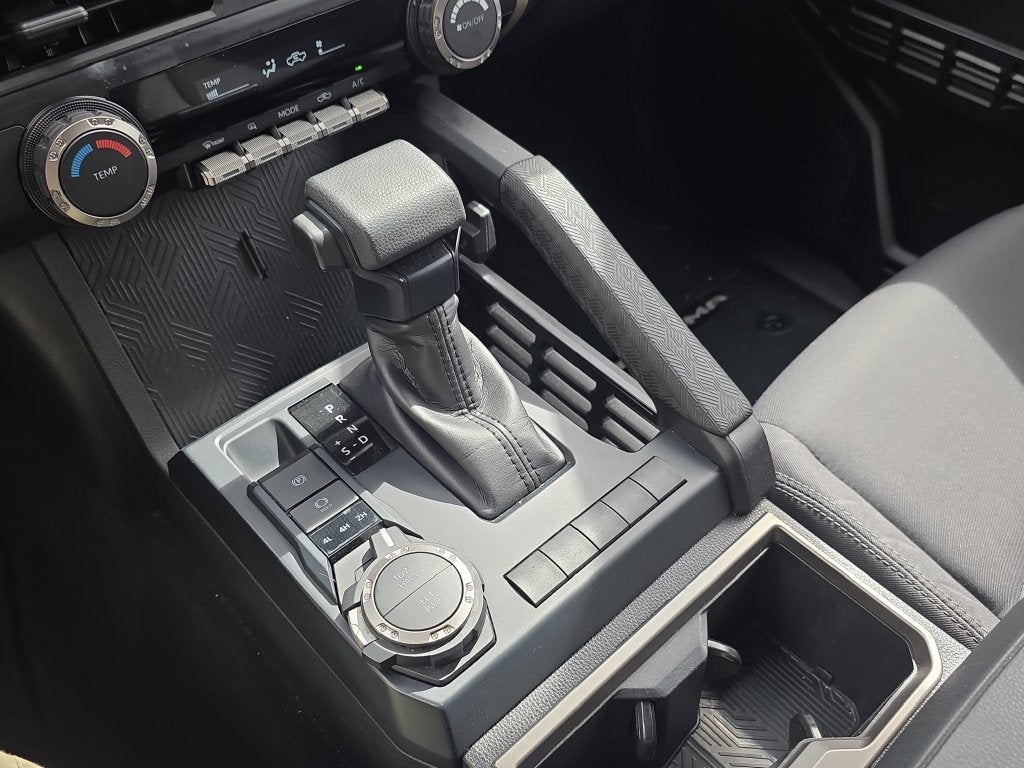 2025 Toyota Tacoma 4WD SR