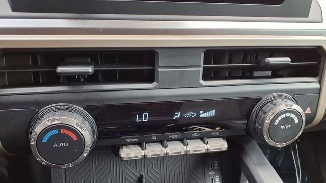 2024 Toyota Tacoma 2WD SR5