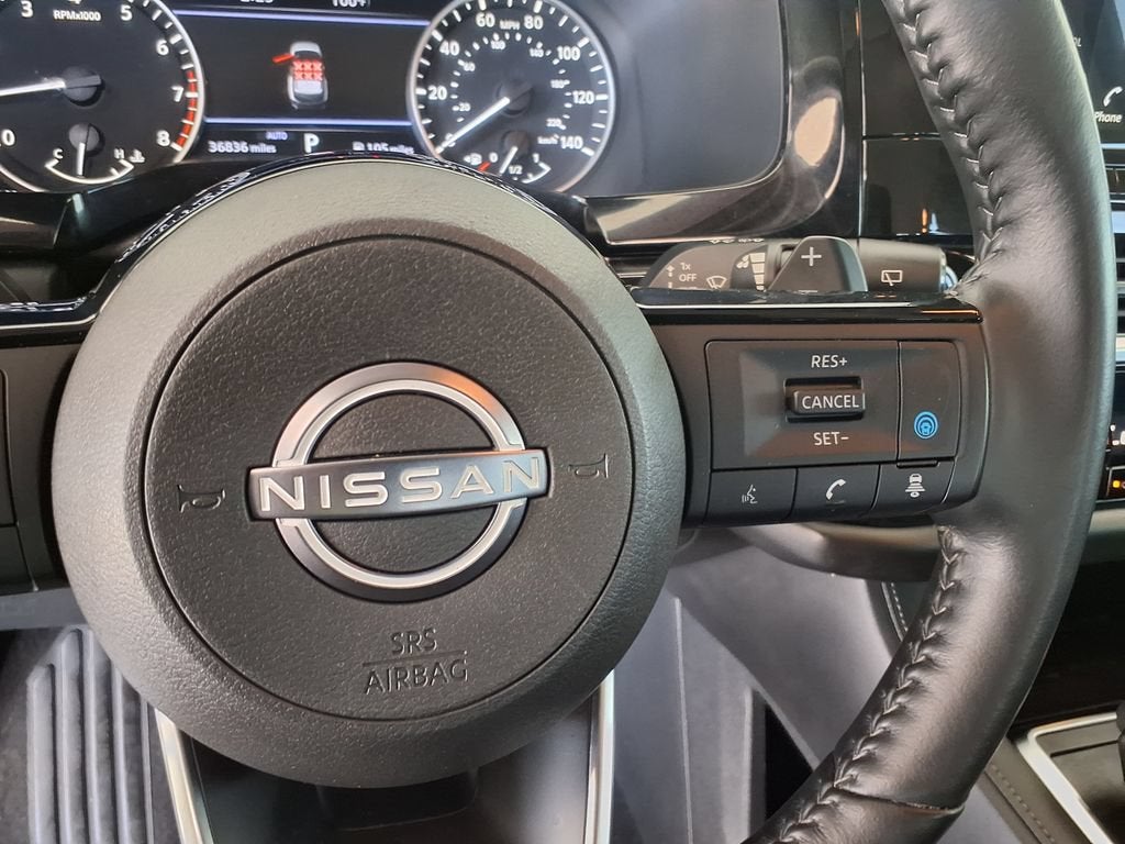 2023 Nissan Pathfinder SL