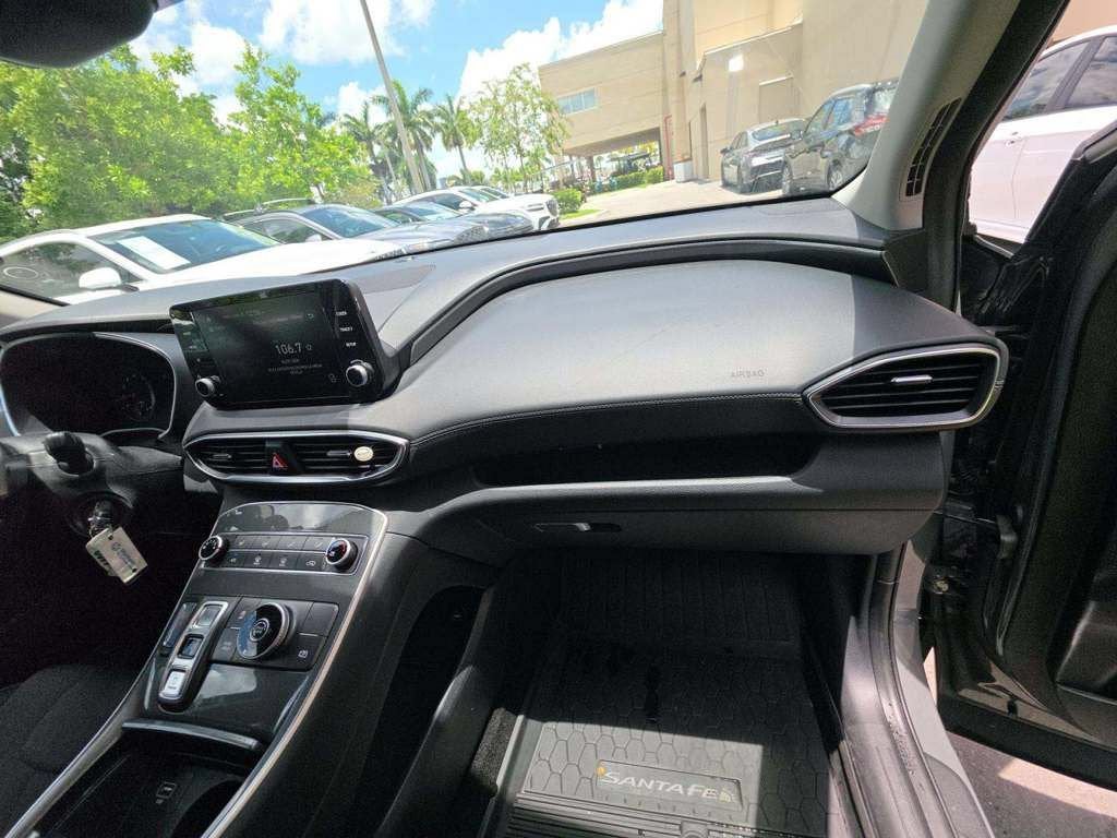 2023 Hyundai SANTA FE SE