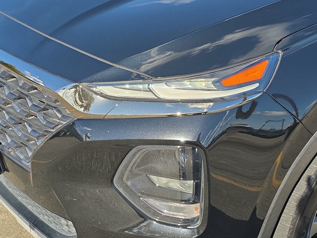 2019 Hyundai SANTA FE SE
