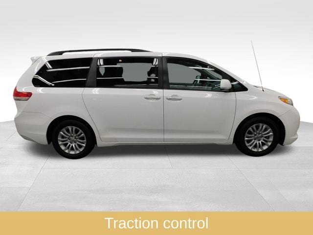 2014 Toyota Sienna XLE