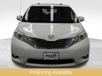 2014 Toyota Sienna XLE