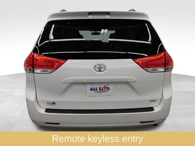 2014 Toyota Sienna XLE