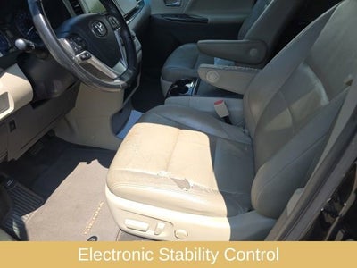2016 Toyota Sienna XLE