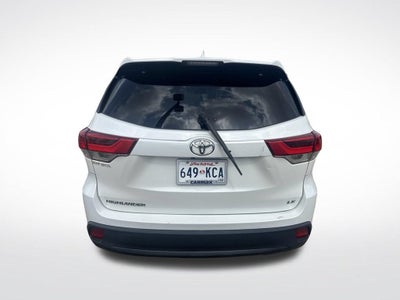 2017 Toyota Highlander LE