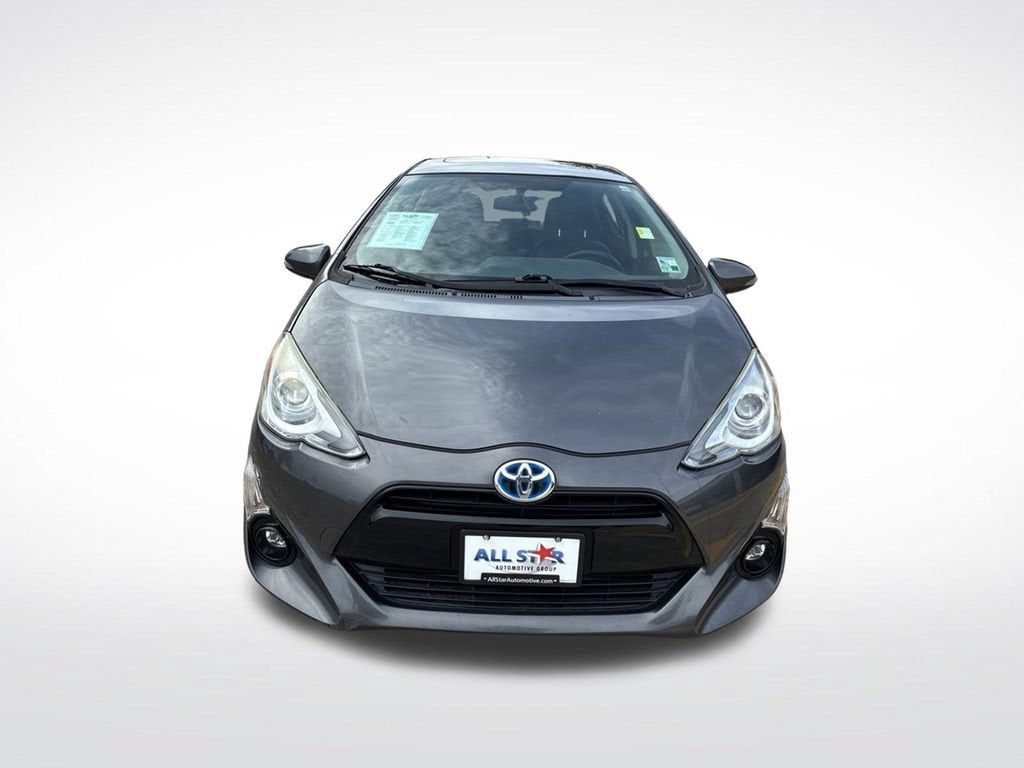 2016 Toyota Prius c One