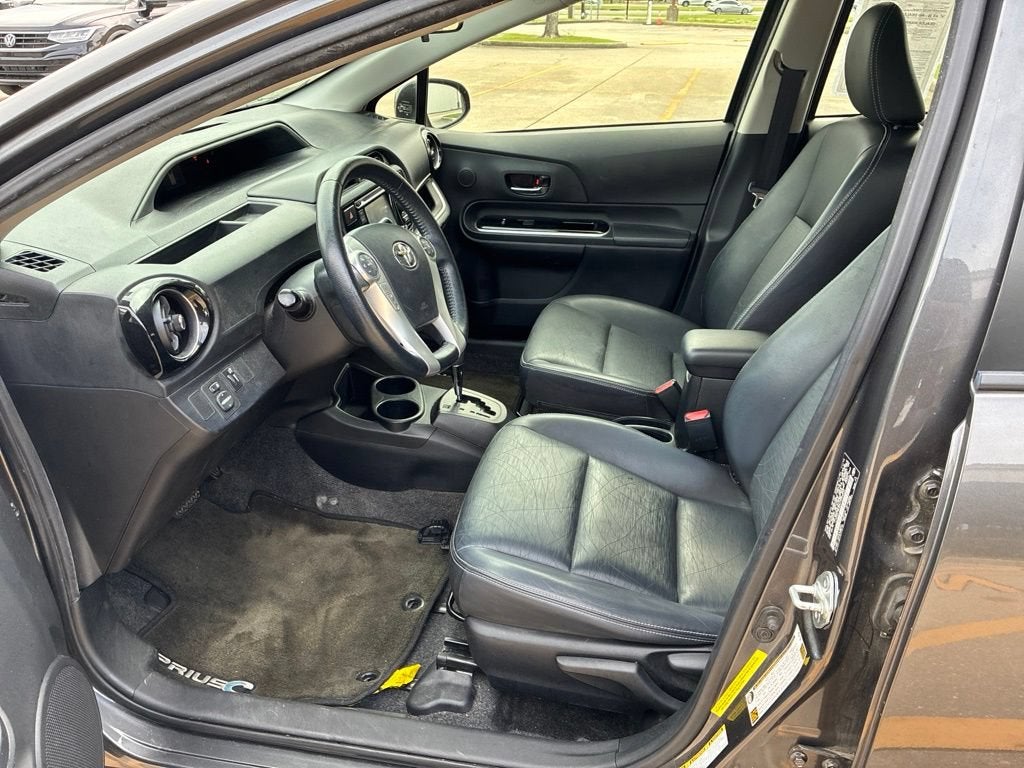 2016 Toyota Prius c One