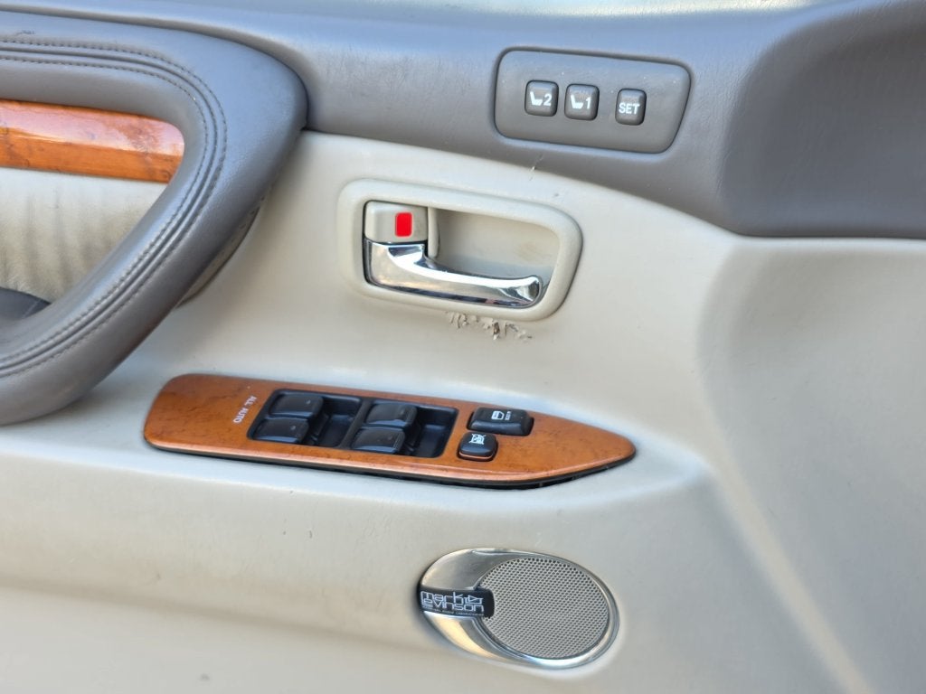 2006 Lexus LX 470 NA