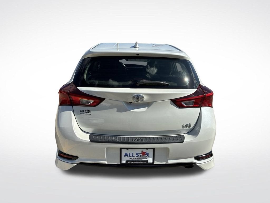 2018 Toyota Corolla iM BASE