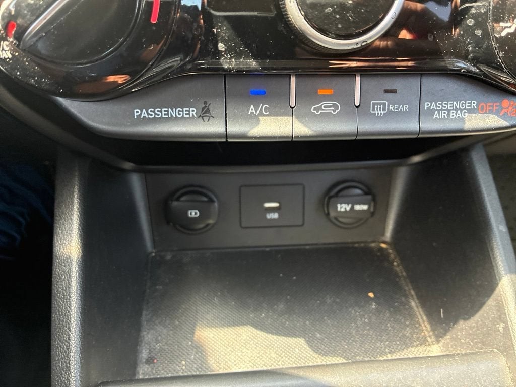 2022 Hyundai KONA SEL