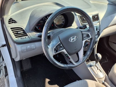 2016 Hyundai ACCENT SE