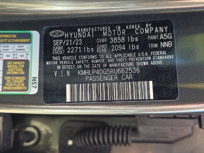 2024 Hyundai ELANTRA Limited
