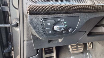 2022 Audi SQ5 Premium