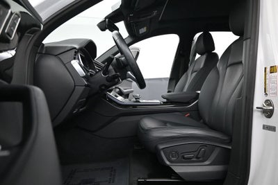 2023 Audi Q7 Premium