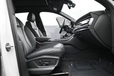 2023 Audi Q7 Premium