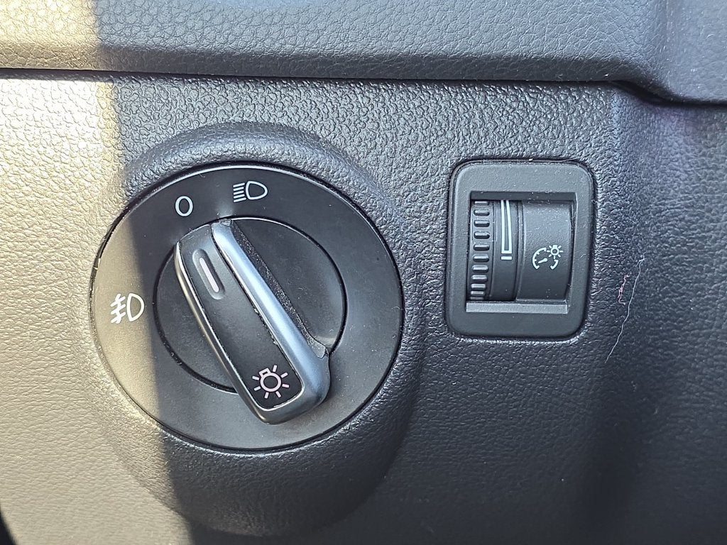 2014 Volkswagen Tiguan S