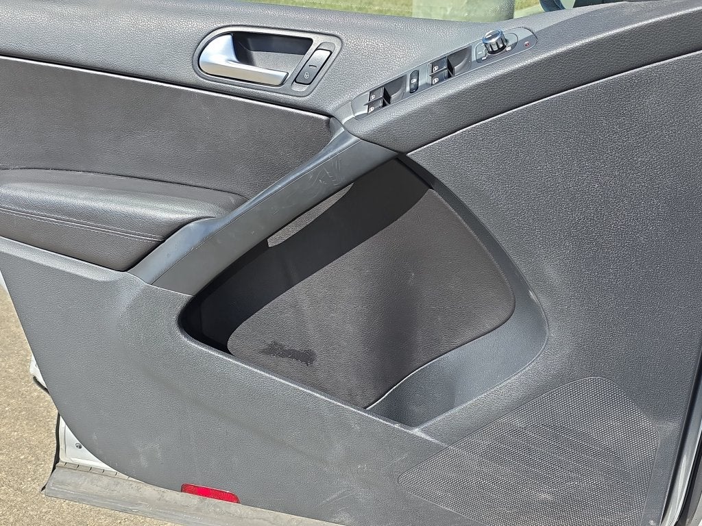 2014 Volkswagen Tiguan S
