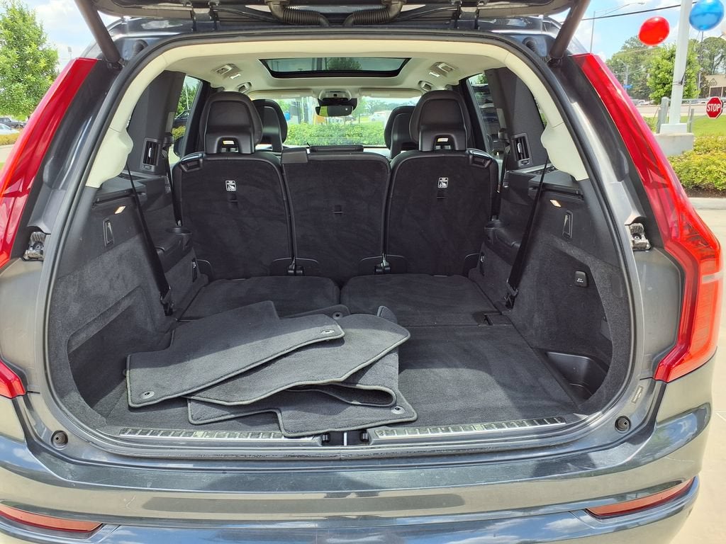 2021 Volvo XC90 Momentum