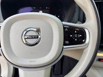 2025 Volvo XC60 Plus