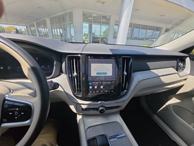2025 Volvo XC60 Plus