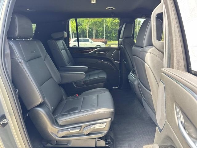 2024 Cadillac Escalade ESV Luxury
