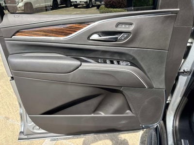 2024 Cadillac Escalade ESV Luxury