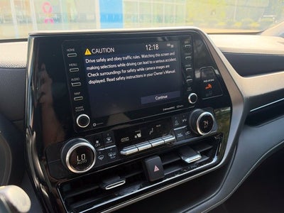 2022 Toyota Highlander LE