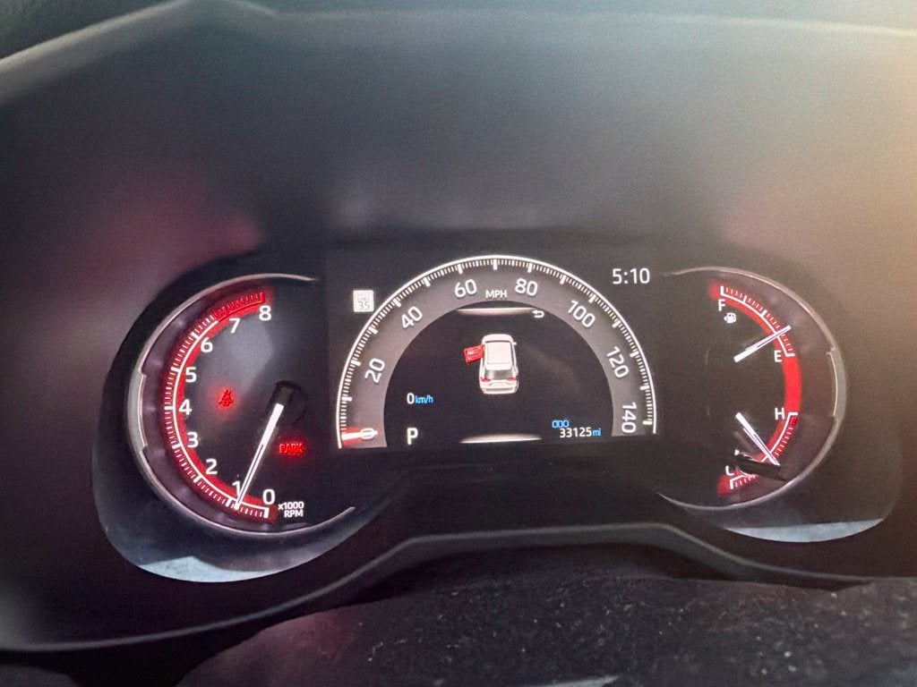 2025 Toyota RAV4 LE