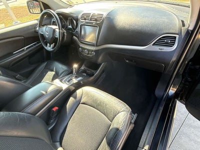 2018 Dodge Journey Crossroad