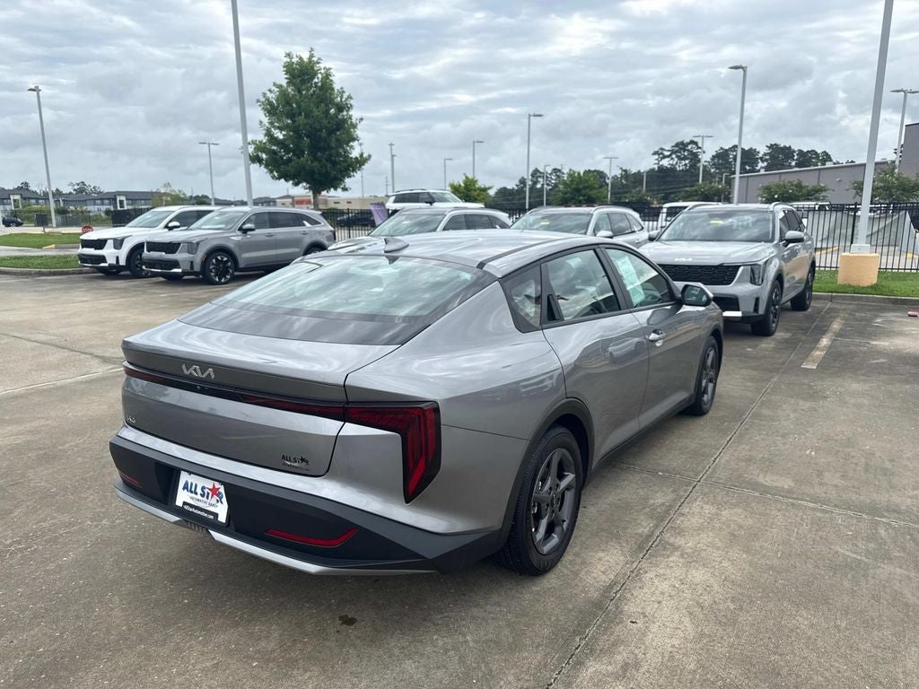 2025 Kia K4 LXS